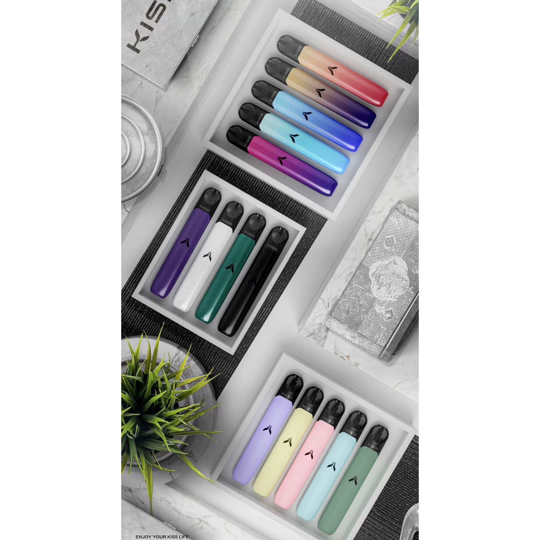 <p>KIS5二代特規主機<br />
不通用其他任何煙彈</p>